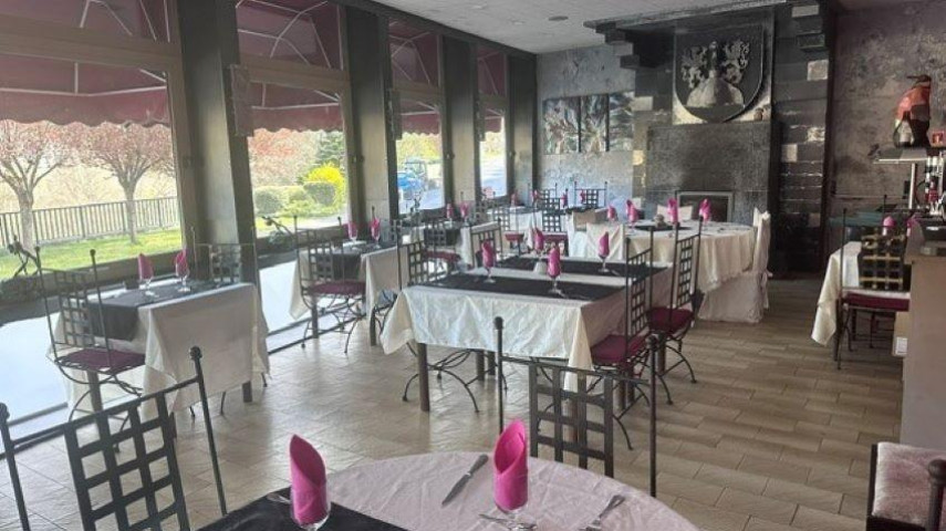 HÔtel restaurant sur le st jacques de compostelle à reprendre - MONISTROL D'ALLIER (43)